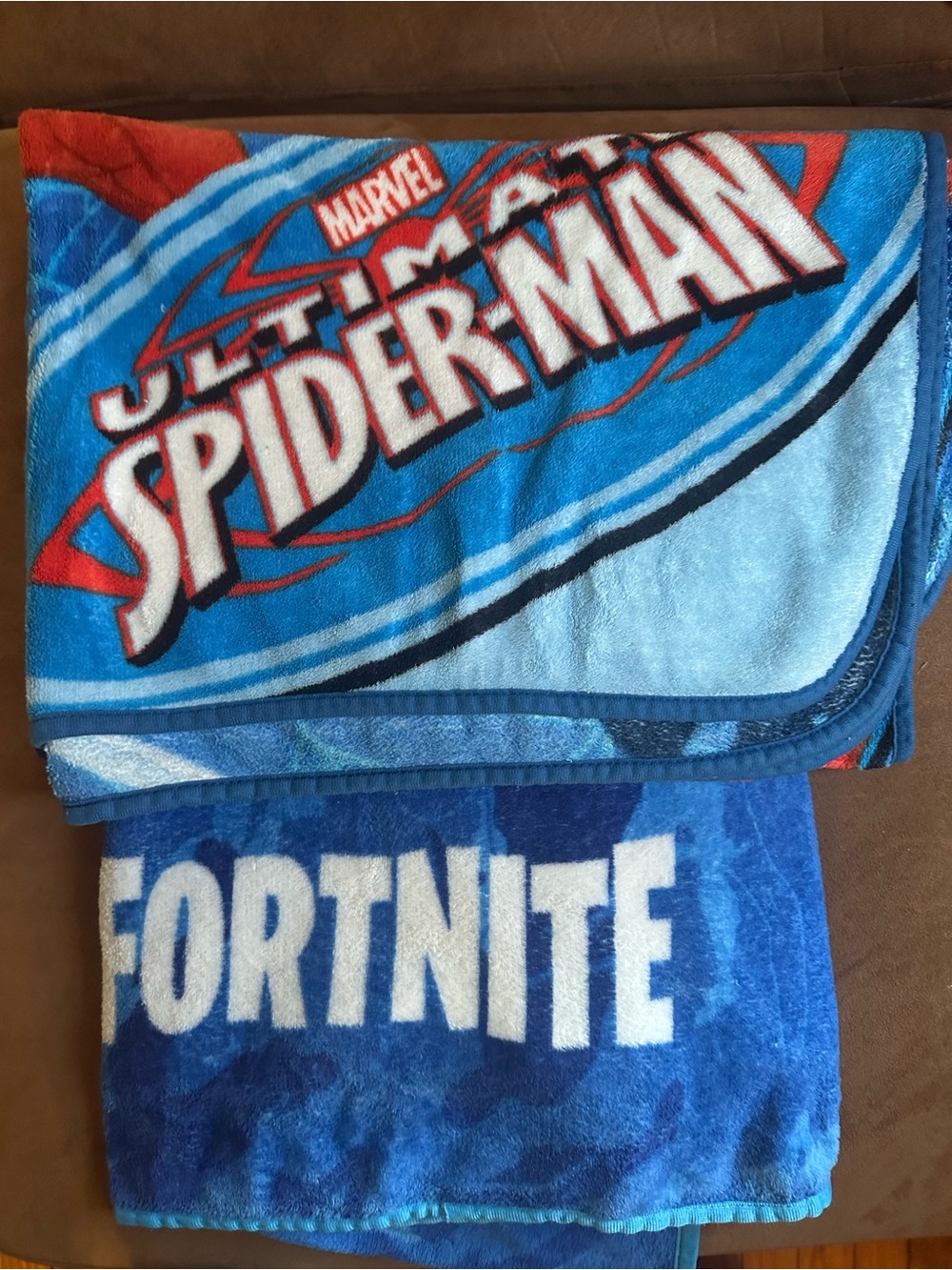 Fleece throw for kids